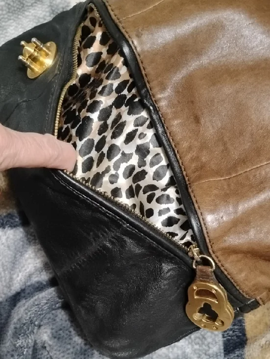 STEVE MADDEN  Leather Vintage Brown & Black Tote Satchel! Brass Turn Lock Clasp! - Picture 5 of 12